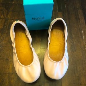 Ballerina pink Tieks